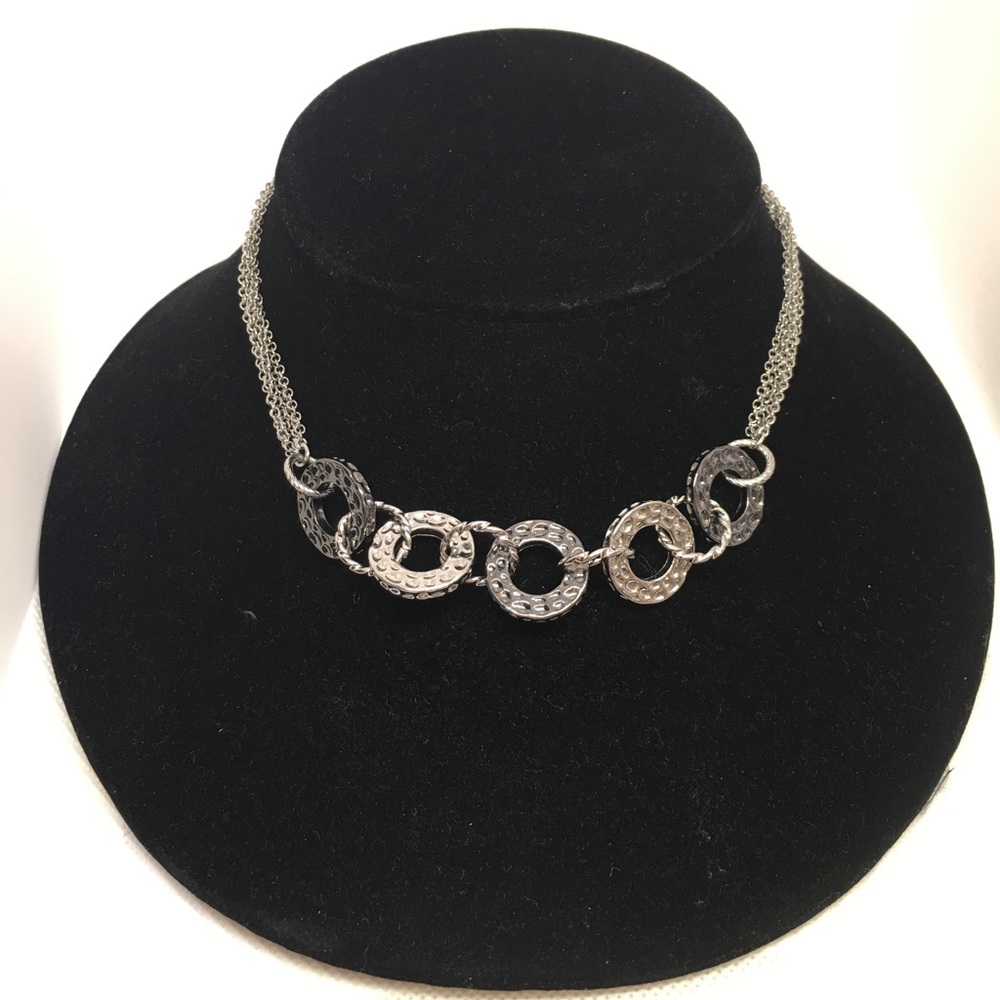 United Neclace